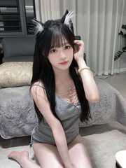 猫系美女梅梅