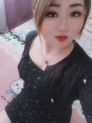 丰满小妞