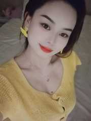 石岩女人