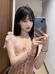 深圳少女欣然
