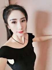健身翘臀美少妇雅雅